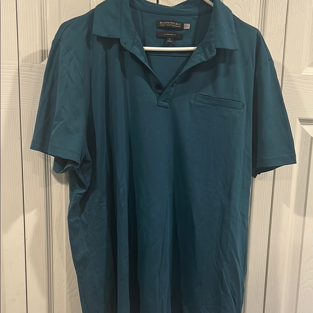 Banana Republic Men's Teal Polo Shirt